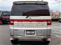 2009 Mitsubishi Delica D5