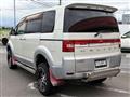 2009 Mitsubishi Delica D5