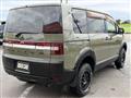 2011 Mitsubishi Delica D5