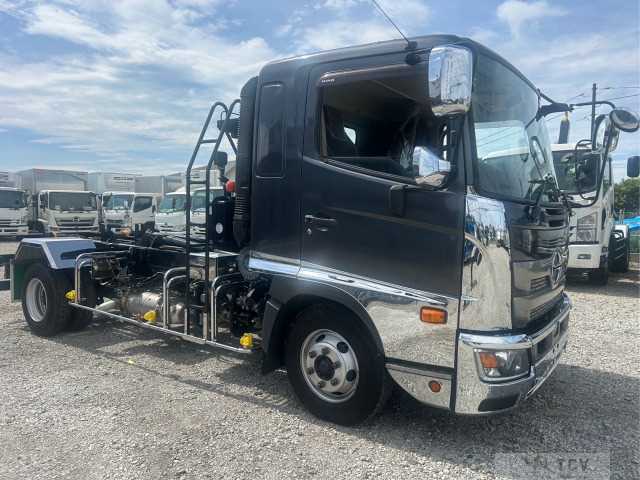 2023 Hino Hino Others