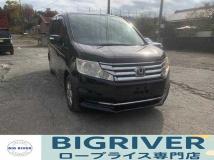2013 Honda Step WGN