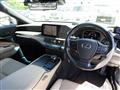 2022 Lexus LS
