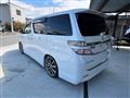2014 Toyota Vellfire