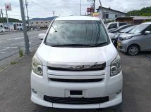 2009 Toyota Noah