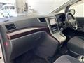 2012 Toyota Vellfire