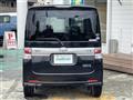 2011 Daihatsu Tanto