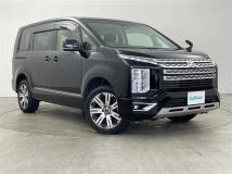 2021 Mitsubishi Delica D5