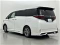 2024 Toyota Alphard Hybrid