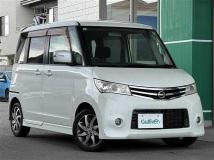 2011 Nissan ROOX