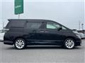 2011 Toyota Vellfire