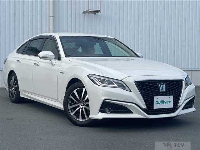 2018 Toyota Crown Hybrid