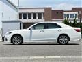 2016 Toyota Crown Hybrid