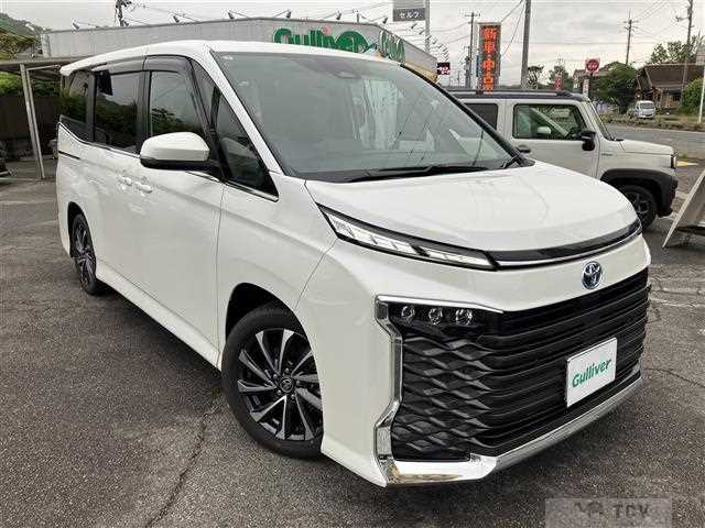 2025 Toyota Voxy