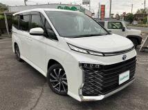 2025 Toyota Voxy