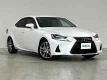 2019 Lexus IS