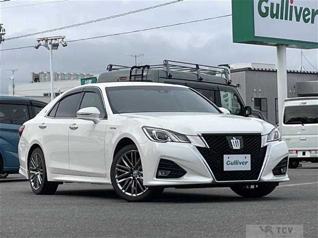 2017 Toyota Crown Hybrid