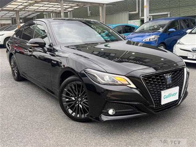 2020 Toyota Crown Hybrid