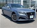 2019 Toyota Crown Hybrid