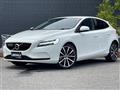 2017 Volvo V40