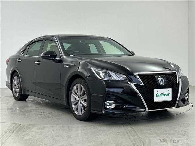 2015 Toyota Crown Hybrid