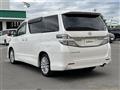 2014 Toyota Vellfire