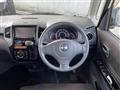 2011 Nissan ROOX