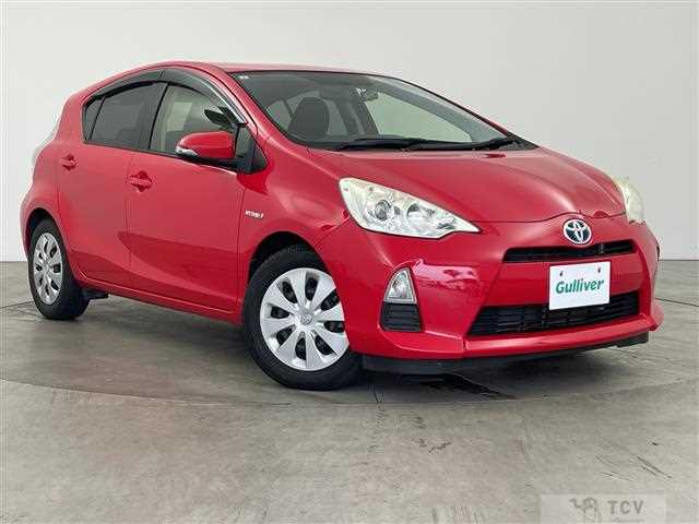 2013 Toyota AQUA