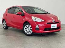 2013 Toyota AQUA