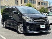 2013 Toyota Alphard