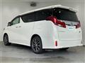 2021 Toyota Alphard Hybrid
