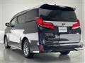 2023 Toyota Alphard Hybrid