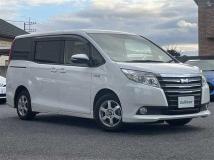 2015 Toyota Noah