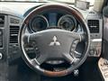 2014 Mitsubishi Pajero