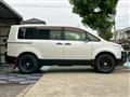 2007 Mitsubishi Delica D5