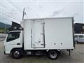 2018 Mitsubishi Canter
