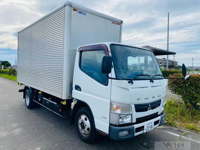 2015 Mitsubishi Canter