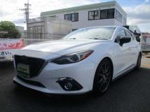 2014 Mazda Axela