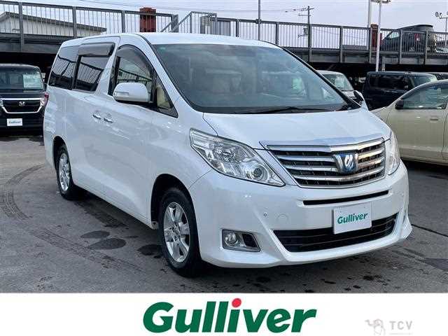 2013 Toyota Alphard Hybrid