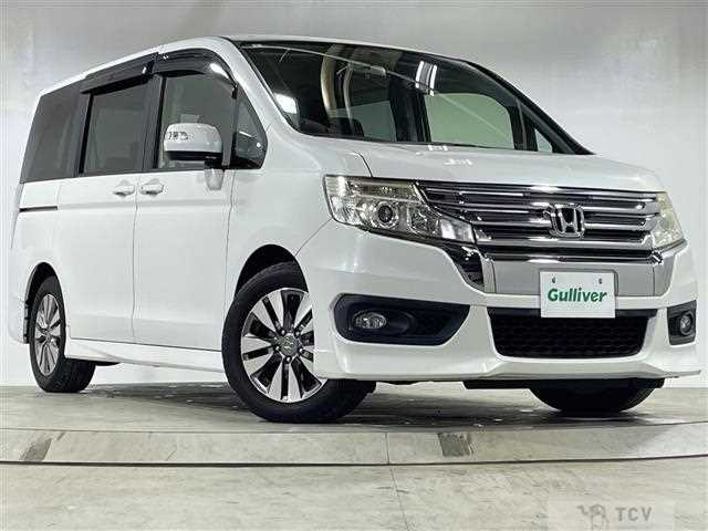 2013 Honda Step WGN