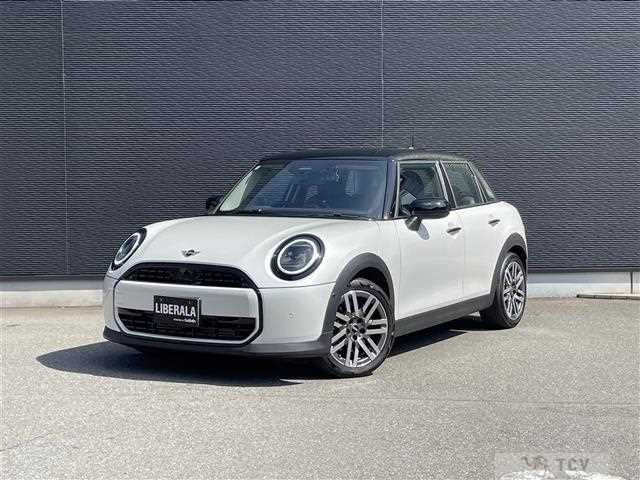 2024 BMW MINI