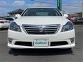2011 Toyota Crown Hybrid