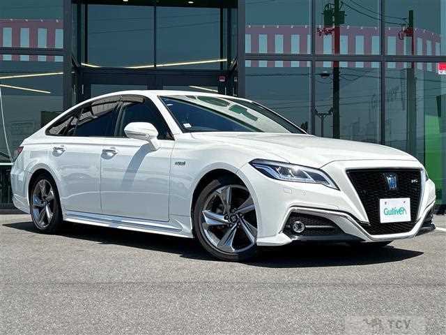 2019 Toyota Crown Hybrid