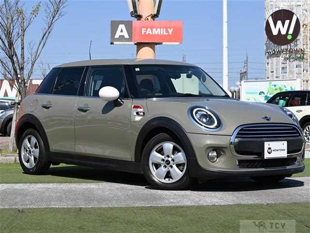 2019 BMW MINI