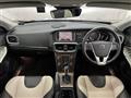 2018 Volvo V40