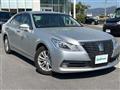 2013 Toyota Crown Hybrid