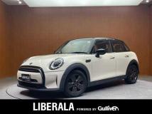 2022 BMW MINI