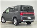 2017 Mitsubishi Delica D5