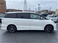 2012 Toyota Estima
