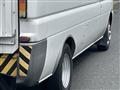 2001 Isuzu Elf Ut