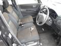 2012 Nissan ROOX